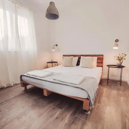 Boutique Pool House Blagaj * Kosor